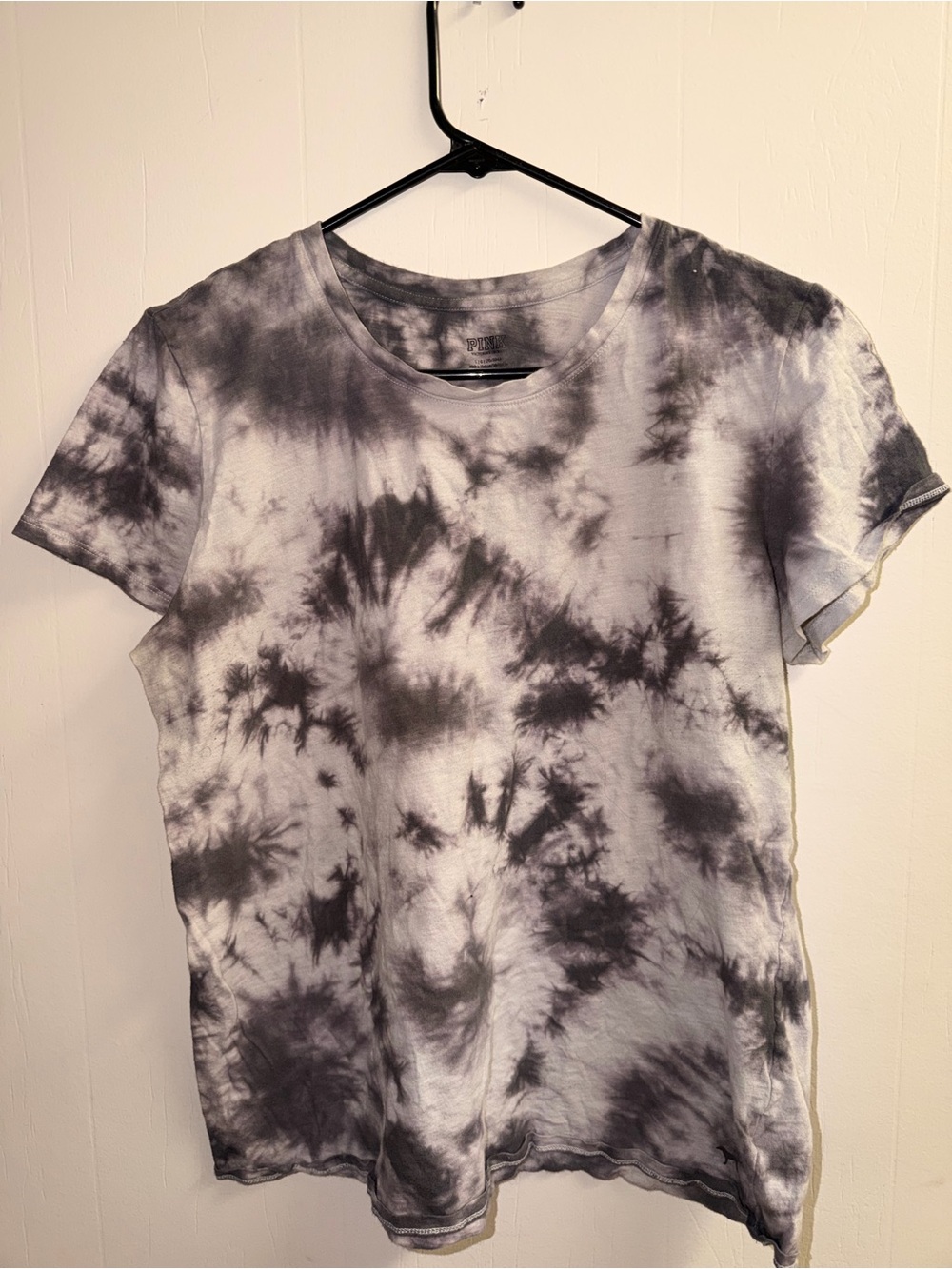 PINK Victoria's Secret Black & White Tie-Dye Short Sleeve Tee